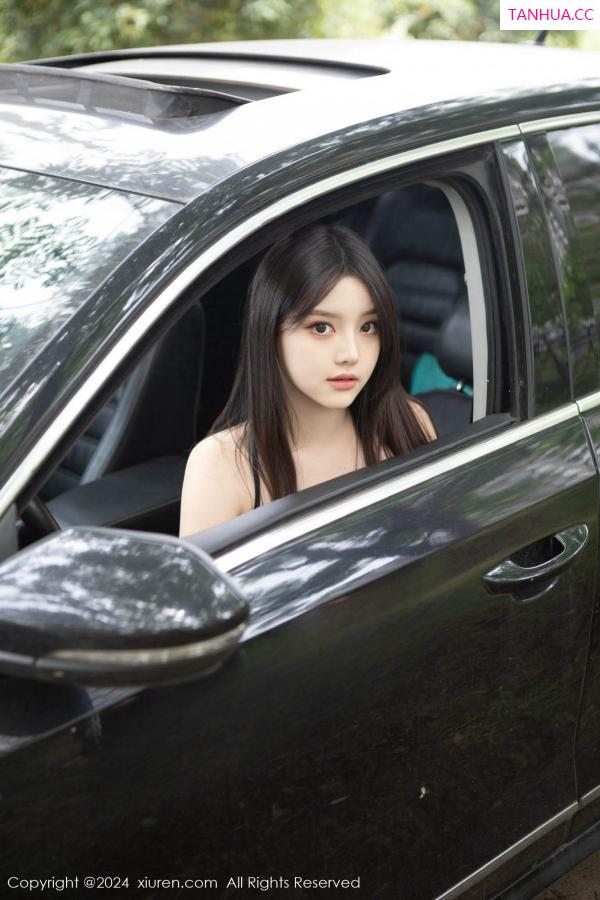 豆瓣酱  [XiuRen]高清写真图 2024.06.14 No.8708 豆瓣酱 黑丝美腿第40张图片